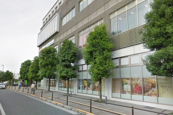 スーパー　コープ東村山駅前店（スーパー）まで737m