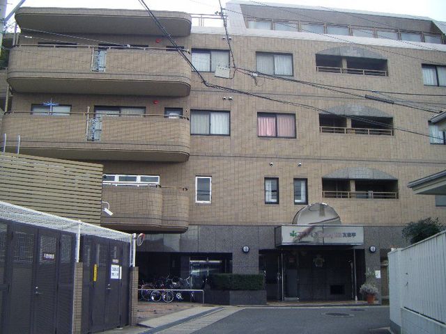 建物外観　ダーリングヒル有泉亭００１０