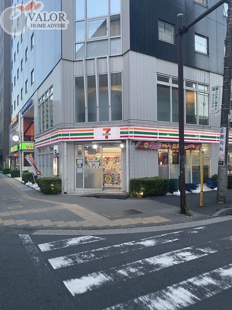 コンビニ　セブンイレブン横浜伊勢佐木町7丁目店（コンビニ）まで390m