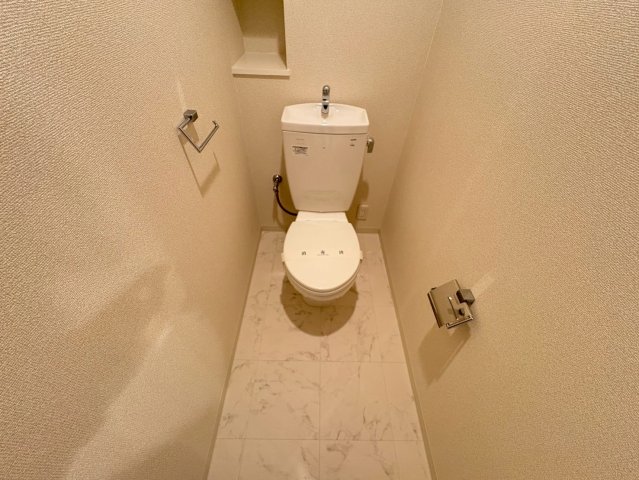 甲子園三番町ハイツのトイレ写真