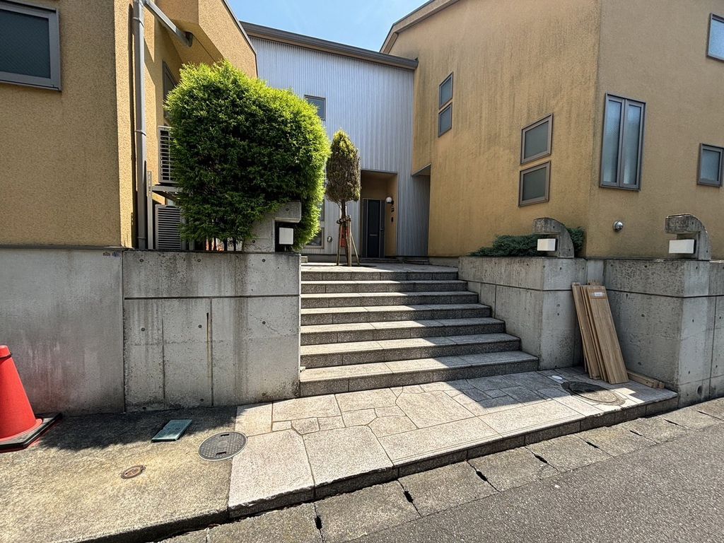 エントランス　エントランス