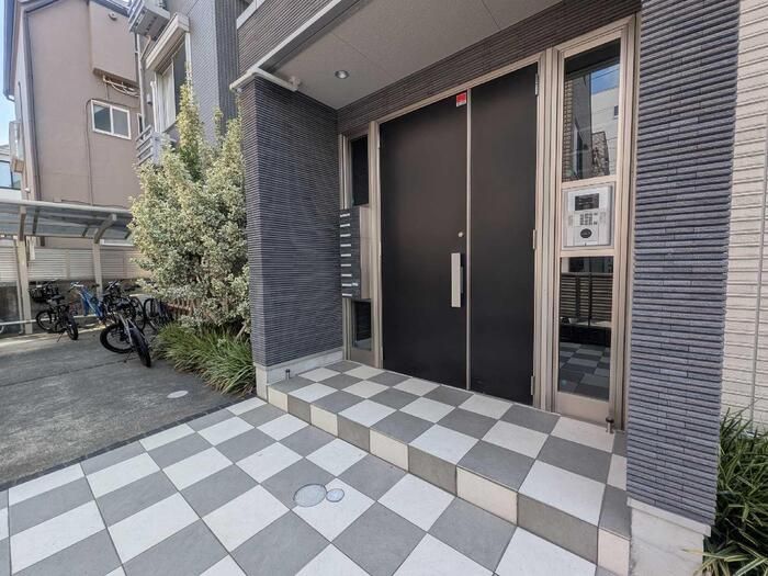エントランス　共用部分も大変綺麗★