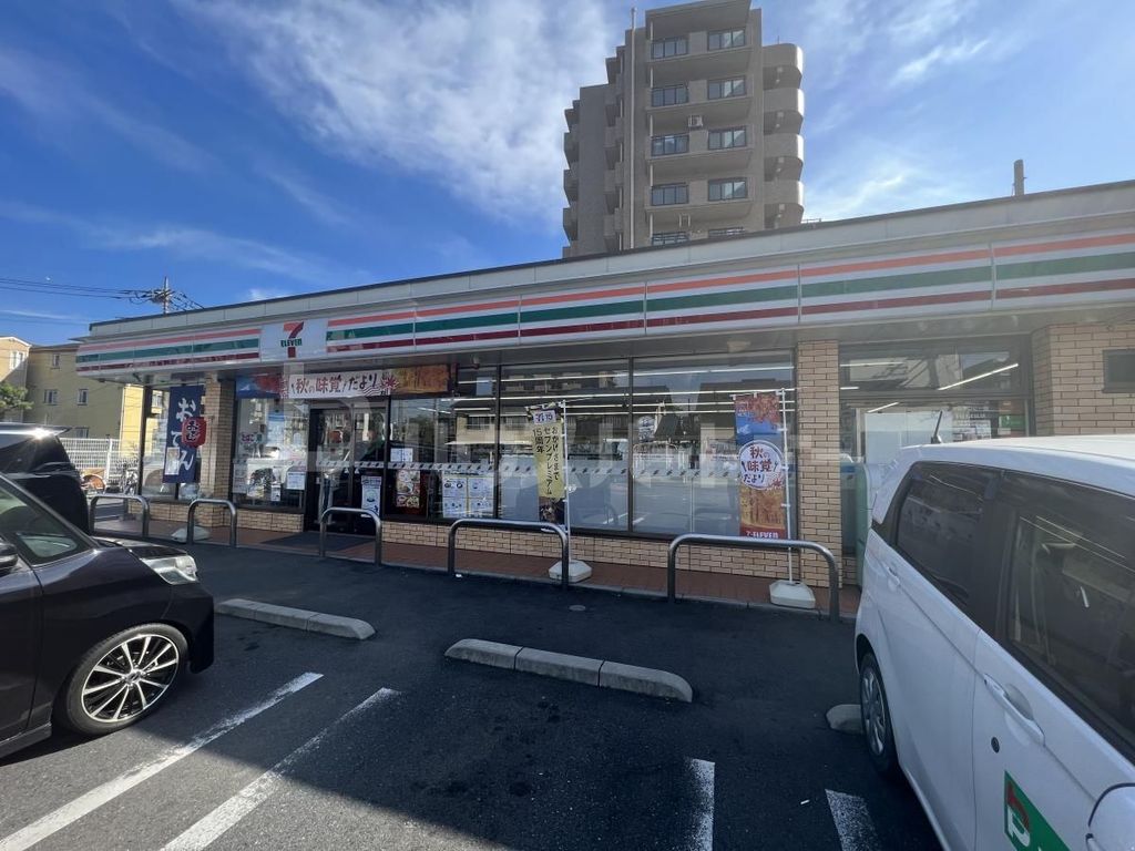 コンビニ　セブンイレブン大宮櫛引1丁目店（コンビニ）まで230m