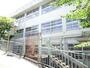 小学校　枚岡東小学校（小学校）まで826m