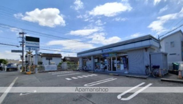 コンビニ　ファミリーマート　みみなし駅前店（コンビニ）まで497m