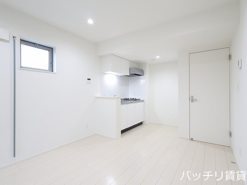 居室・リビング　画像は、同型タイプの為、現状を優先いたします。