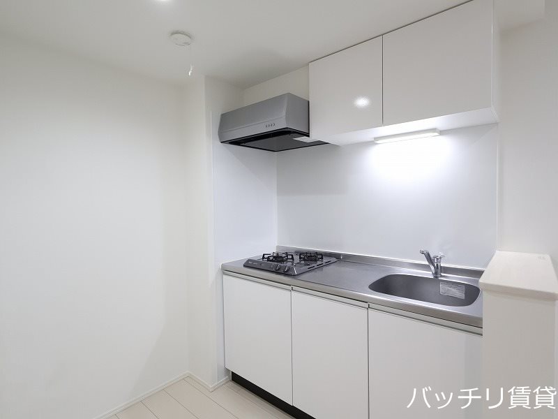 キッチン　画像は、同型タイプの為、現状を優先いたします。