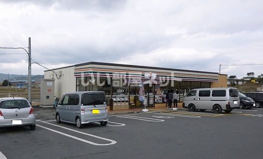 コンビニ　セブンイレブン 昭和工業団地店（コンビニ）まで633m