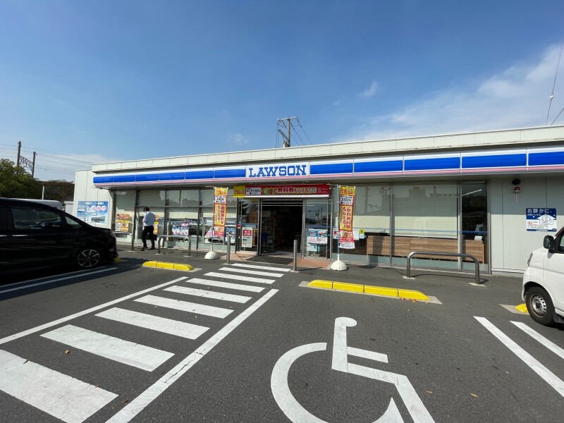 コンビニ　ローソン　児島平成橋北店（コンビニ）まで180m