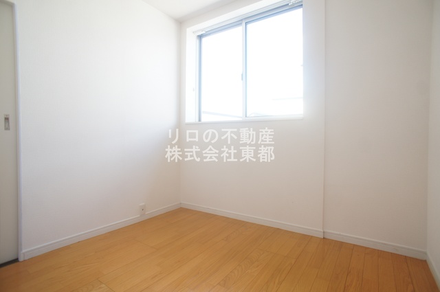 その他部屋・スペース　窓から暖かな日差しが入ります♪