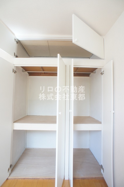 収納　奥行のある収納付です！増えがちな荷物をスッキリ収納できます！