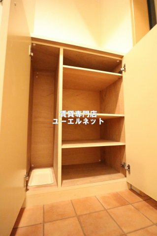 その他設備　収納力たっぷりのシューズボックスで玄関すっきり！