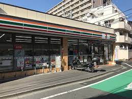 コンビニ　セブンイレブン 高田馬場3丁目中央店（コンビニ）まで338m