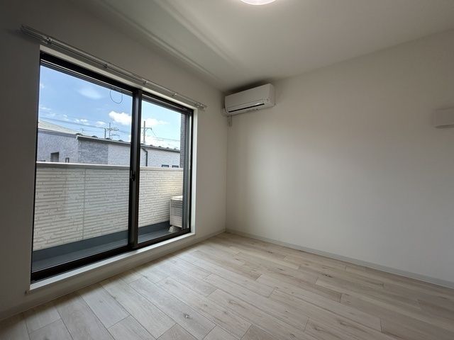 居室・リビング　同施工参考写真