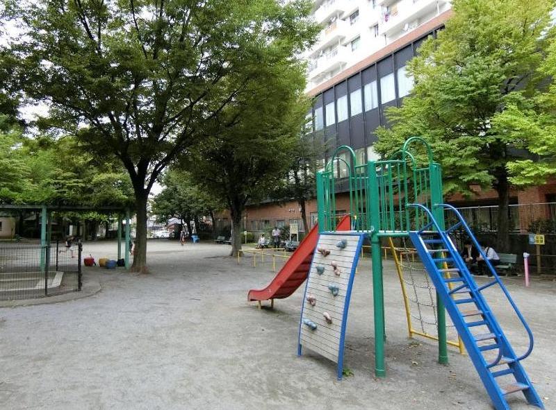 公園　千住東町公園（公園）まで350m
