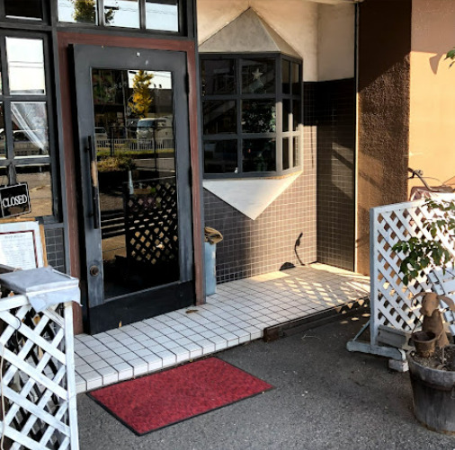 飲食店　テイスター（飲食店）まで226m