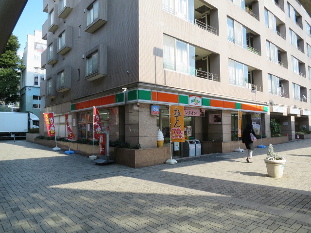 コンビニ　サンクス（コンビニ）まで1104m