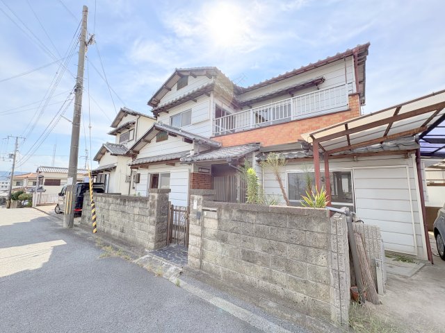 ハウス春日丘の外観写真