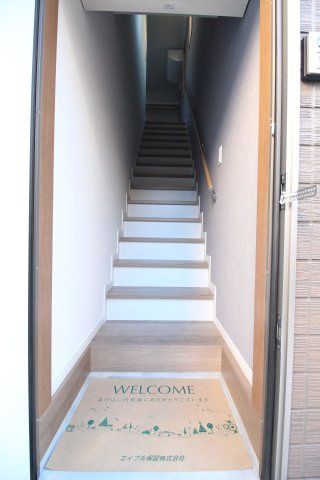 玄関　プラージュ王子神谷　北区豊島4