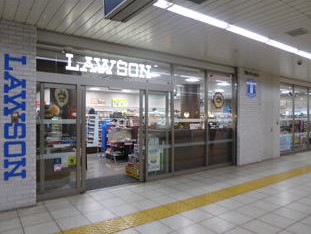 コンビニ　ローソン新富町メトロピア店（コンビニ）まで201m