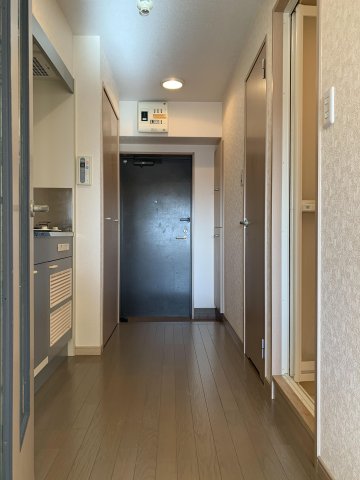 玄関　同物件別室写真