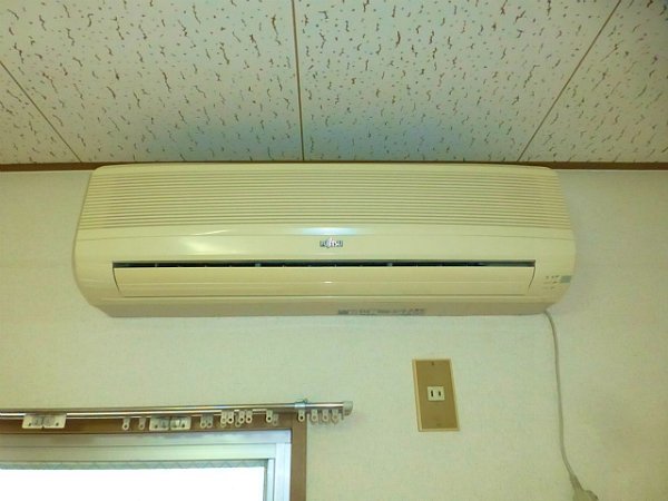 その他設備　エアコン付き