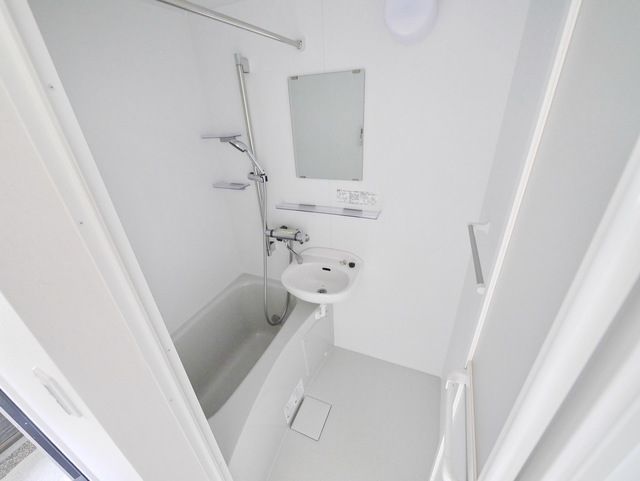 バス・シャワールーム　★お部屋探しはタウンハウジング稲田堤店まで★
