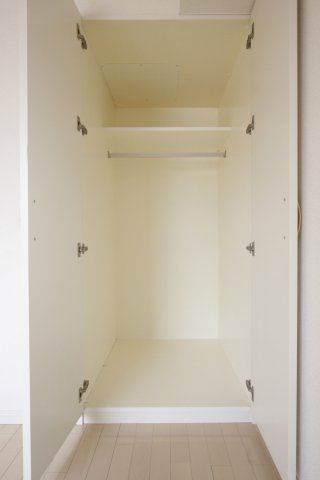 収納　（別タイプ参考写真）レピュア大塚　豊島区北大塚2