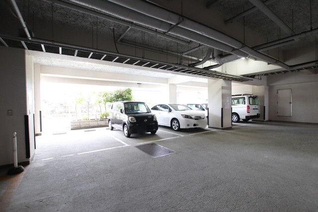 駐車場　駐車場（空き要確認）