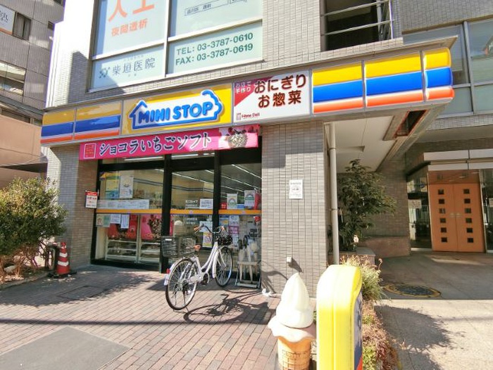 コンビニ　ミニストップ（コンビニ）まで0m