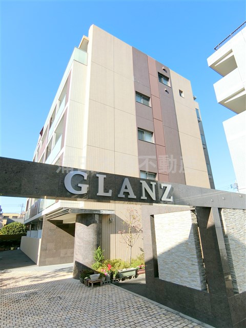建物外観　2014年2月築　RC鉄筋コンクリート造地上5階建て1K~1