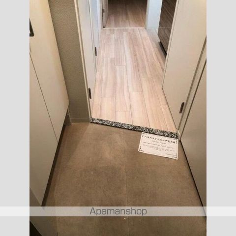 エスリード京橋グランツの玄関写真