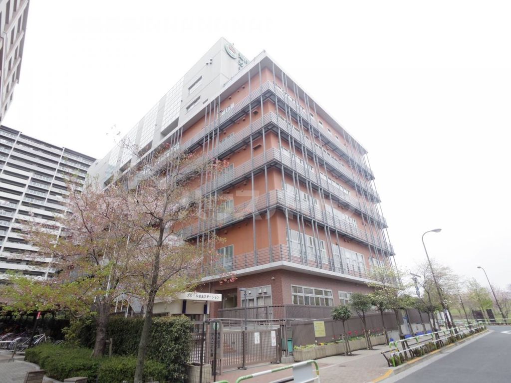 小学校　荒川区立汐入東小学校（小学校）まで790m
