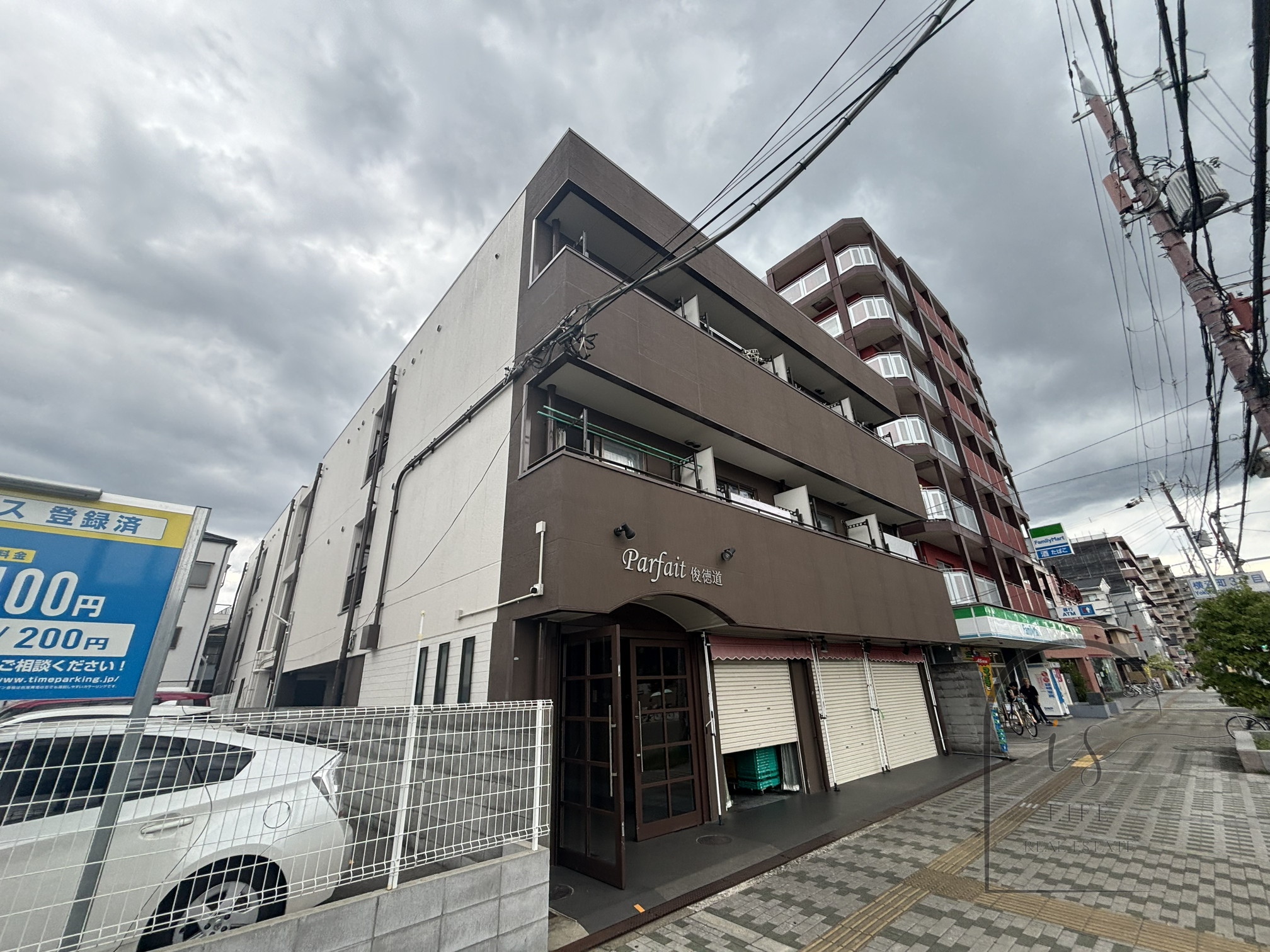 建物外観