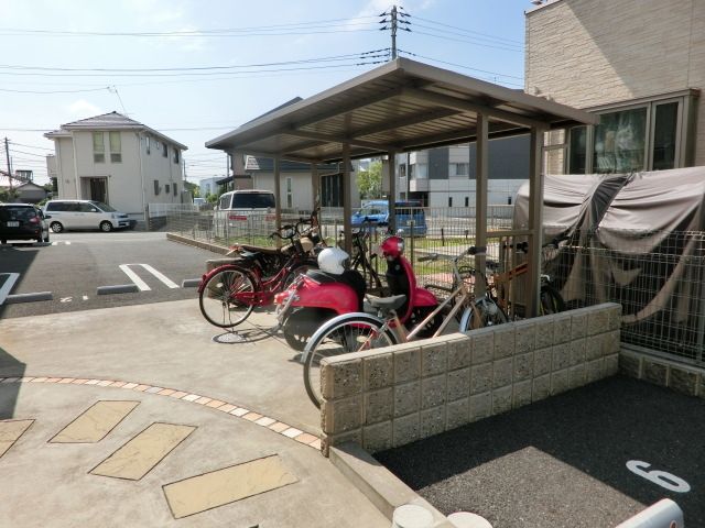 その他共有部分　便利な駐輪場です。