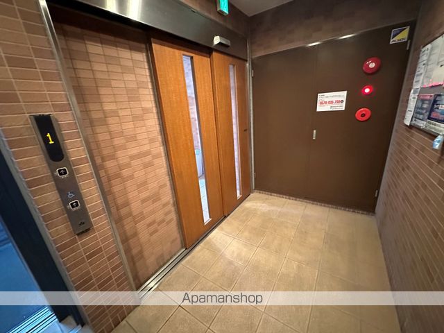 ロビー　ロビー