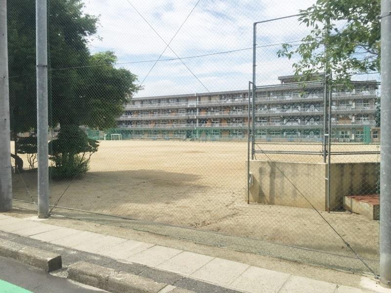 中学校　第二中学校（中学校）まで80m