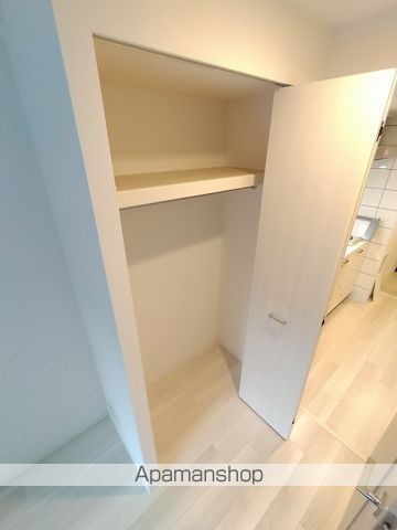 ＪＲおおさか東線 新大阪駅 徒歩10分 15階建 築2年の内装写真