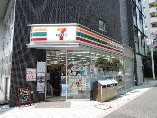 コンビニ　セブンイレブン千代田岩本町2丁目店（コンビニ）まで230m
