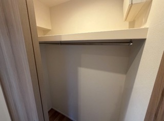 イプセ目黒駒場 205号室 2階の内装写真