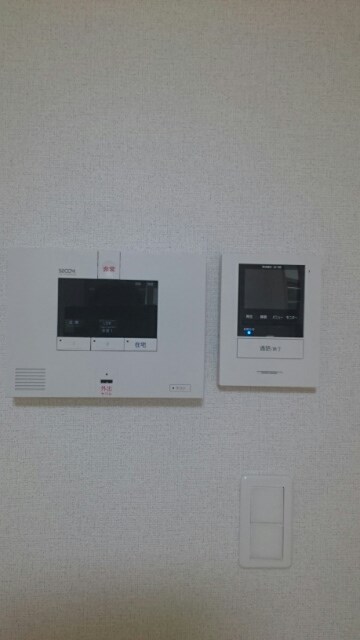 セキュリティ　モニター付きインターホン