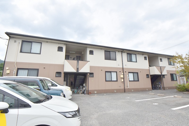 建物外観　お問合せはシティホーム海田センター　082-821-2227