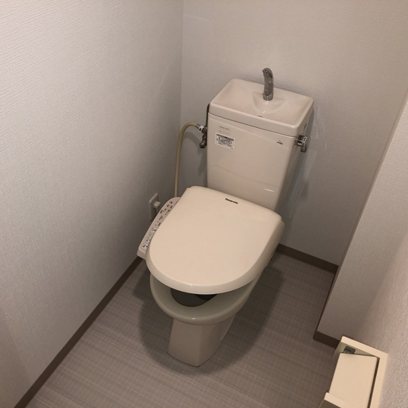 トイレ　別部屋参考