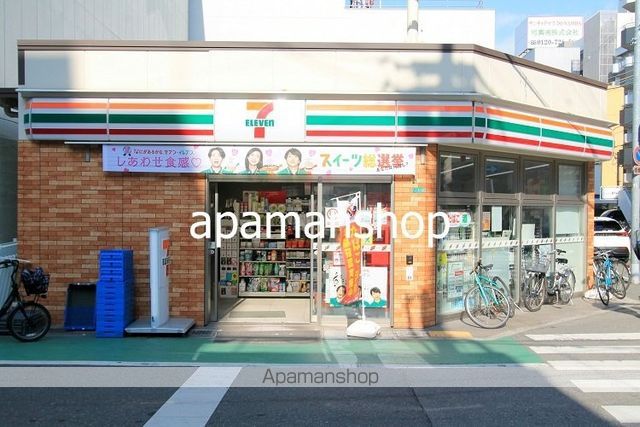 コンビニ　セブンイレブン（コンビニ）まで10m