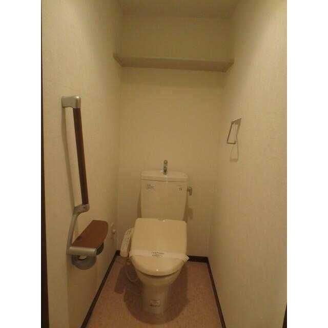 トイレ　メゾン・ラフィーネ