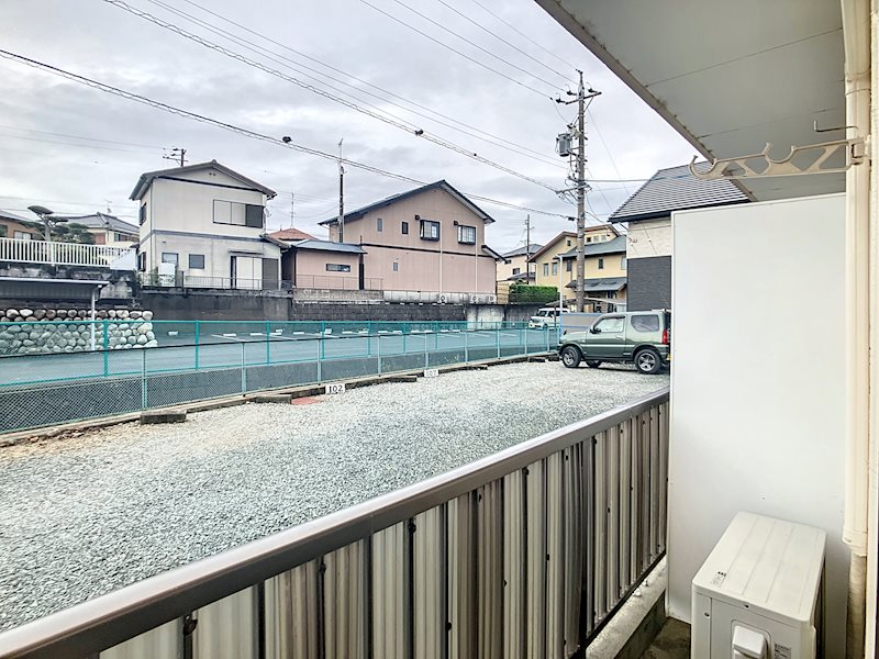 バルコニー　日当たり良好