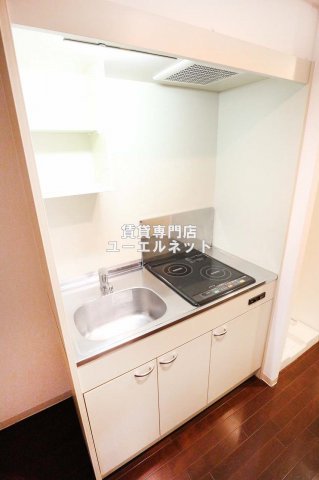 地下鉄御堂筋線 江坂駅 徒歩3分 15階建 築19年のキッチン写真