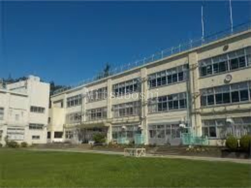 小学校　杉並区立済美小学校（小学校）まで1085m