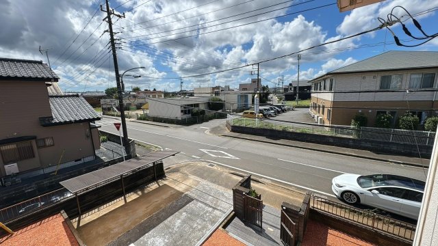 眺望　前面道路は広く、見通しも良いです