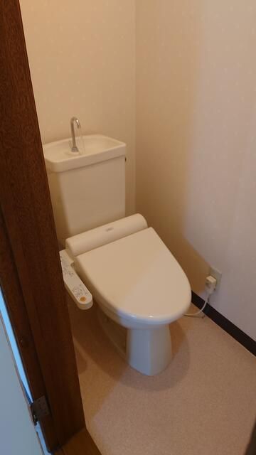トイレ　トイレもきれいです